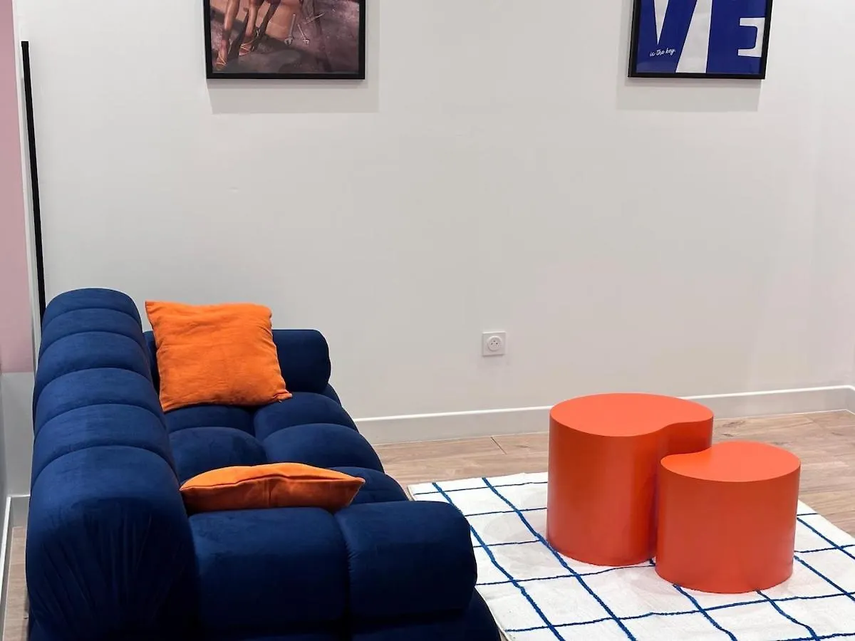 Apartment La Sixtys Room Loveroom Castres  Frankreich